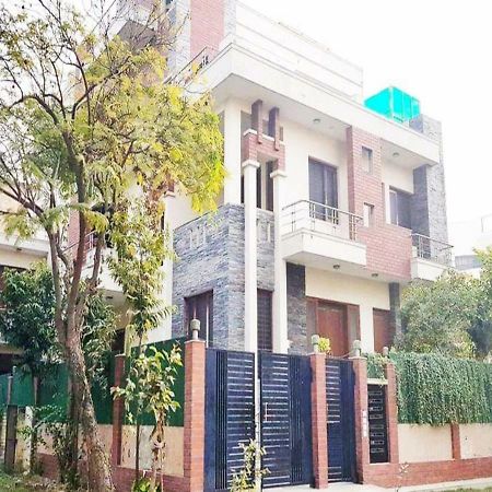 Hotel J P Residency Greater Noida Exterior foto