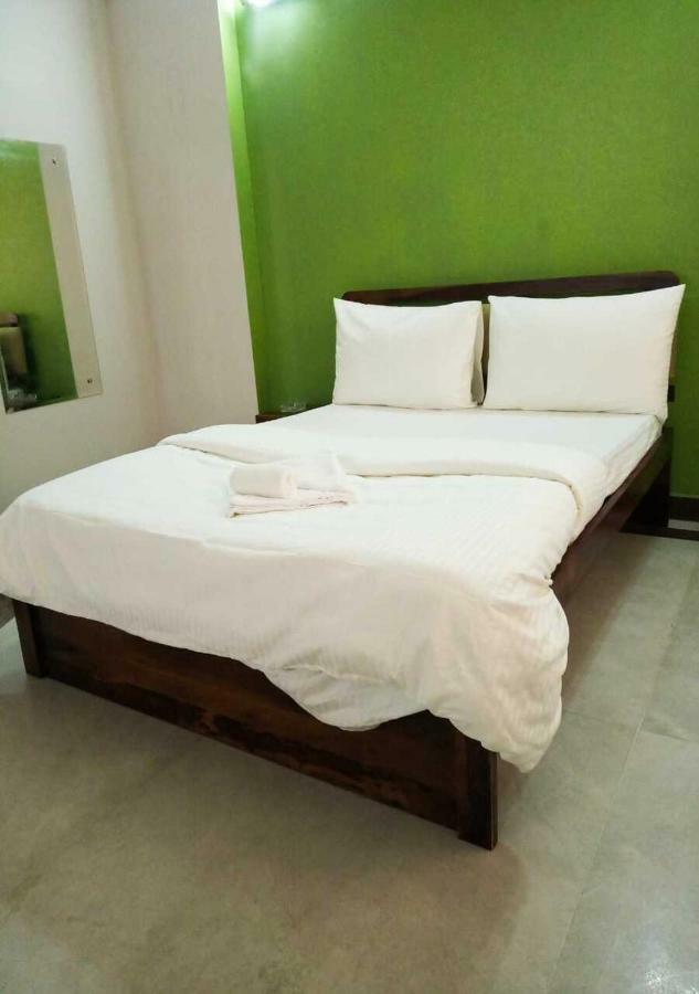 Hotel J P Residency Greater Noida Exterior foto
